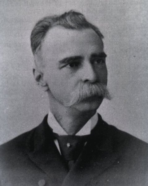 Physician Félix Formento Jr.