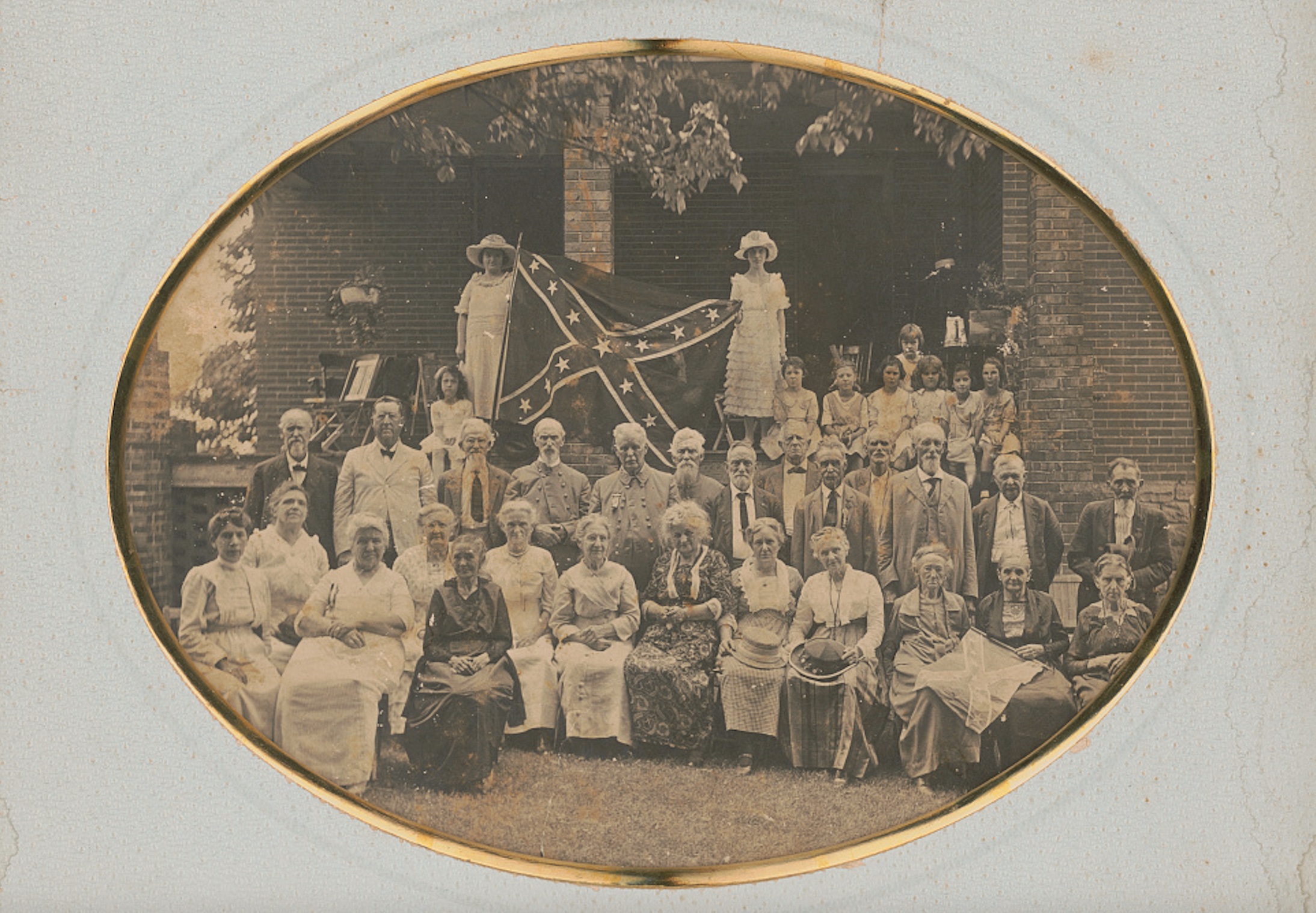 Veterans and their families gather at a UCV reunion in Little Rock, Arkansas, circa 1920.